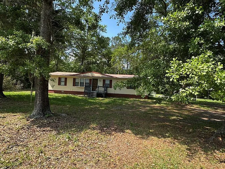 2585 Cecil Nobles Hwy — Photo 1