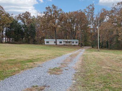 1935 Sixteenth Model Rd, Manchester, TN, 37355