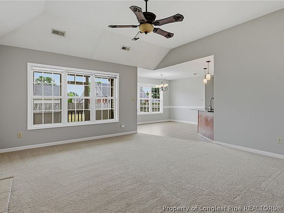 3rd image of 3925 Princess Amelia Ln