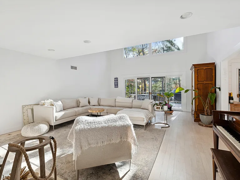 6 Woodland Way — Photo 7