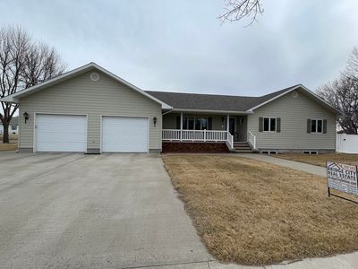 417 9th St E, Mobridge, SD, 57601