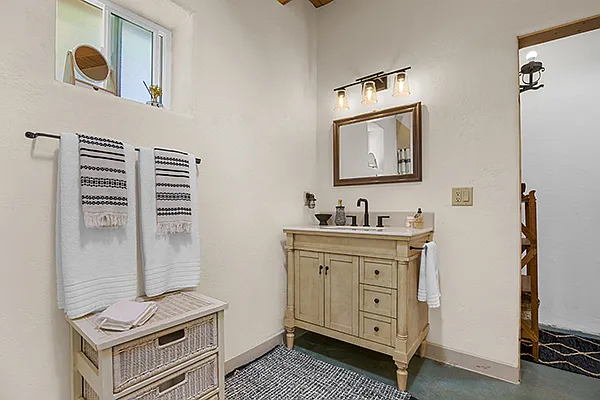 203 Ranchitos Rd — Photo 17