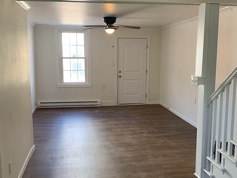 334 S Duke St — Photo 5