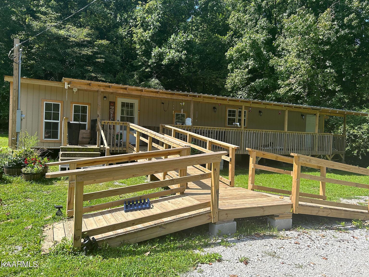 676 Bald Knob Rd, Petros, TN 37840 | MLS #1235351 | Zillow