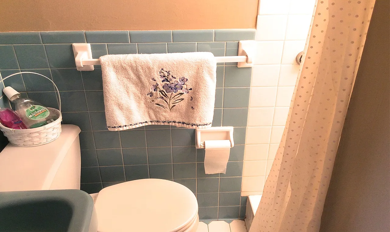 29 Simpson Ave photo 1