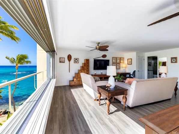 2895 Kalakaua Ave APT 505, Honolulu, HI 96815