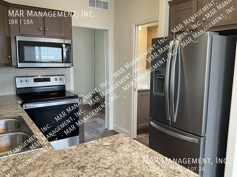 2512 E Main St #14 — Photo 8