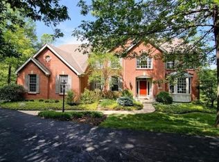 579 Ridgestone Dr, Cincinnati, OH 45255