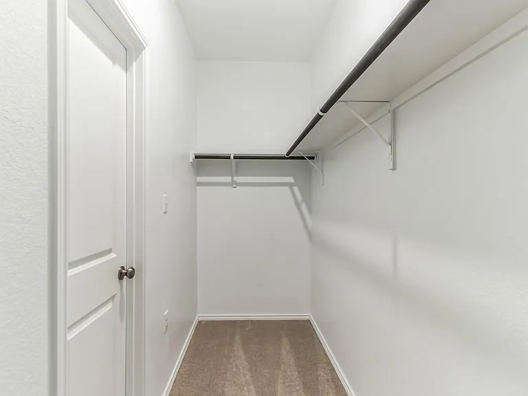 2808 Schwartz Ln — Photo 18