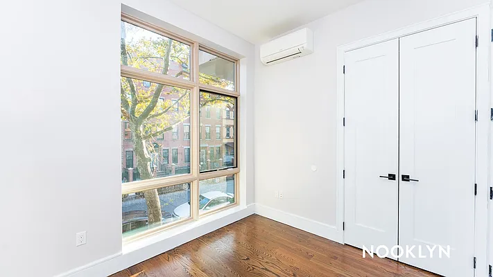 Rented by Nooklyn NYC LLC | media 29