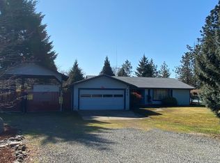 205 Stardust Cir, Merlin, OR 97532