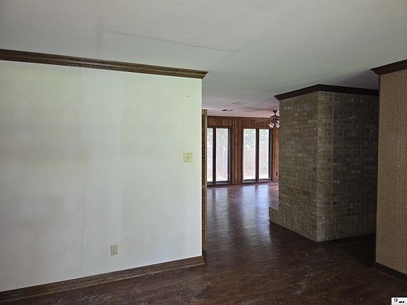 5th image of 420 Anna Lee Ln