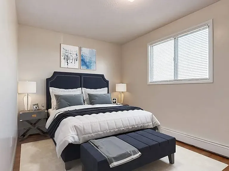 721 1st Ave NW #9 — Photo 4