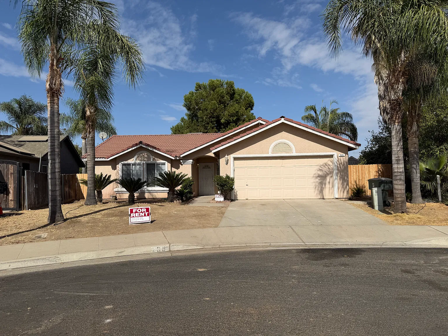 4 bed, 1450 sqft, $2,350 — Photo 1