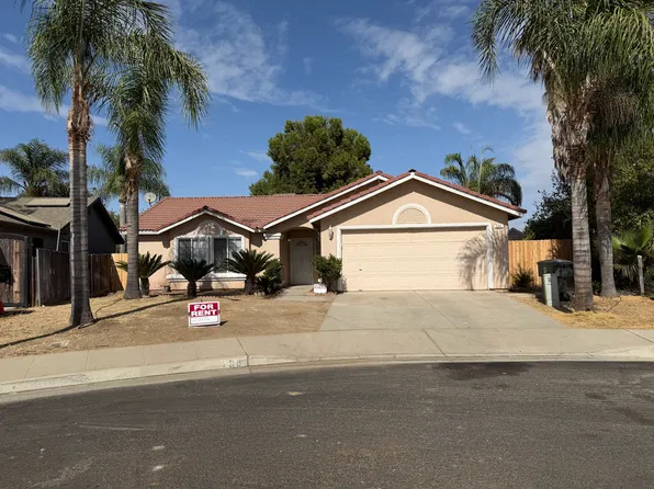 205 Madrid Ln, Madera, CA 93637