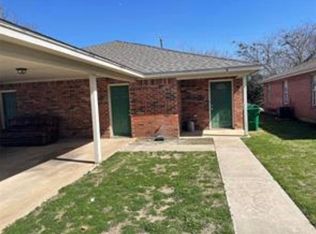 504 N Sewell Dr #B, Decatur, TX 76234