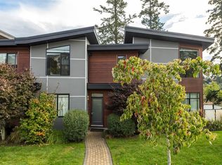 2311 Watkiss Way #10, View Royal, BC