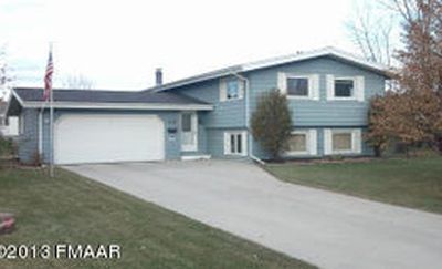 510 10th St W, West Fargo, ND, 58078