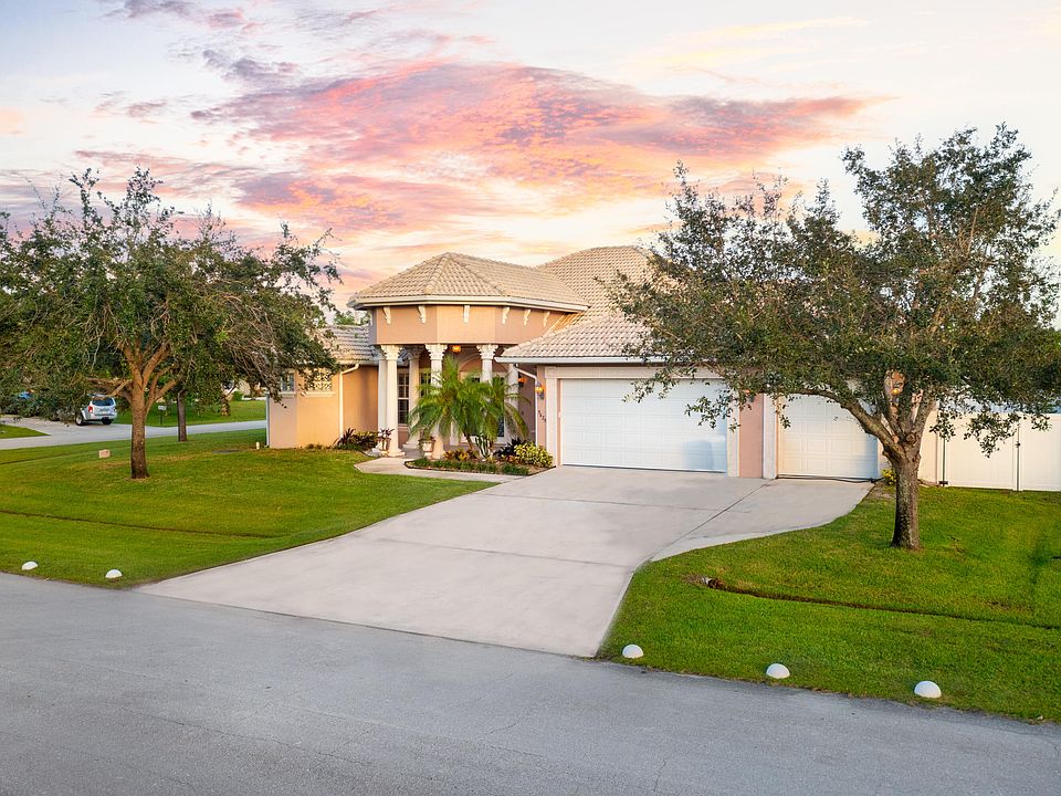 5425 NW Briscoe Dr, Port Saint Lucie, FL 34986 Zillow