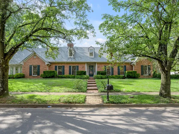 701 Camino Dr, Lexington, KY 40502