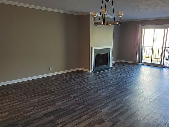 5th image of 123 Beechwood Ave