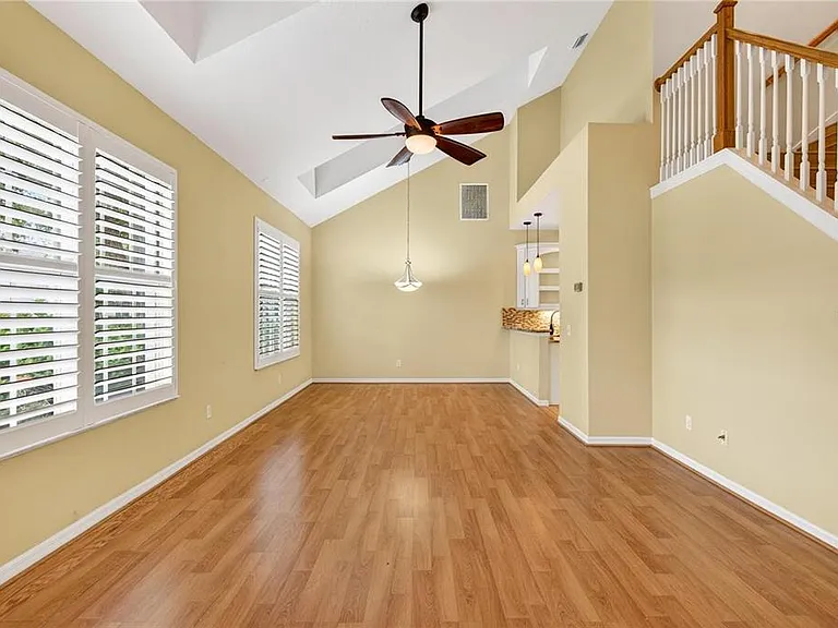 10801 Spring Mountain Pl — Photo 12