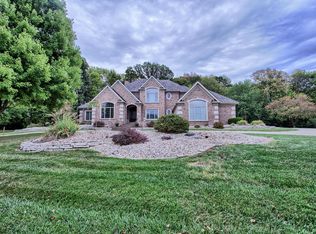 14 Coleridge Dr, Glen Carbon, IL