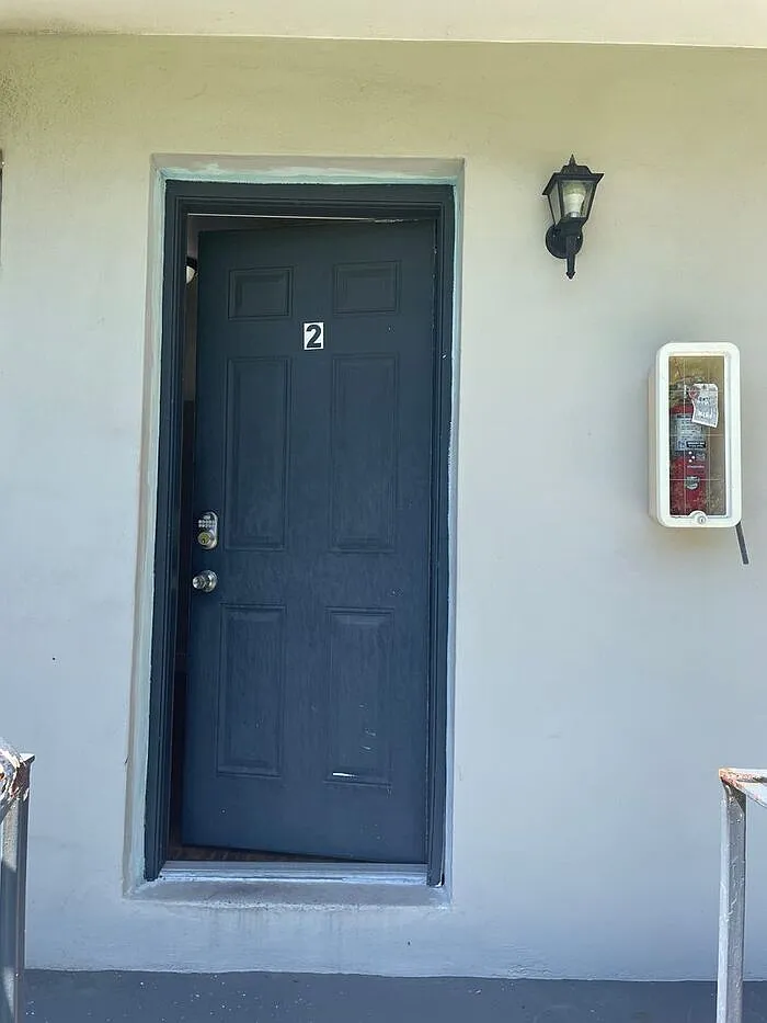 1 bed, 1.0 bath, 412 sqft, $1,885 — Photo 3