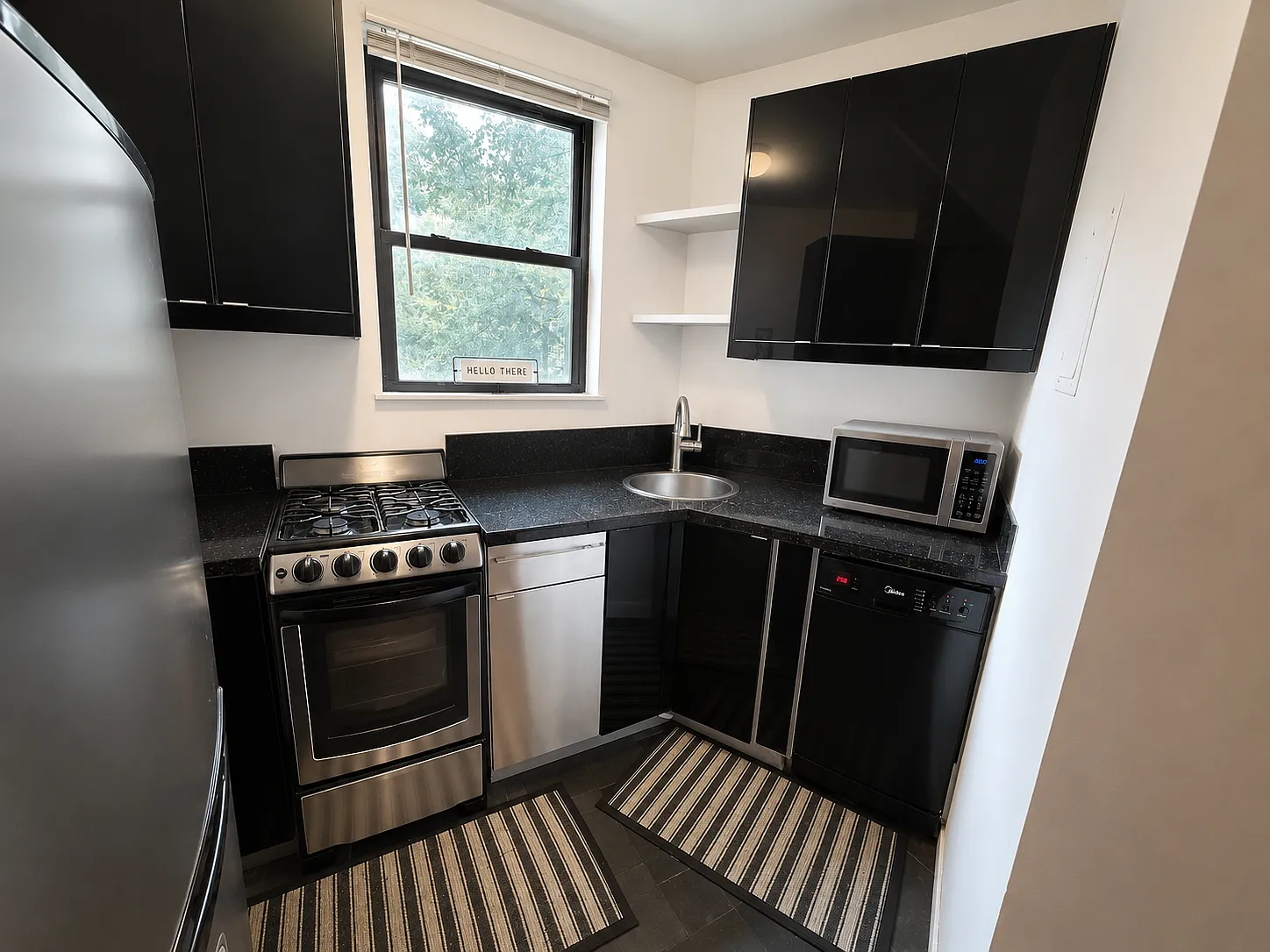 1706 Commonwealth Ave — Photo 4