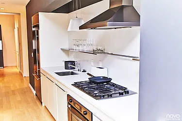 Rented by Azulay Group