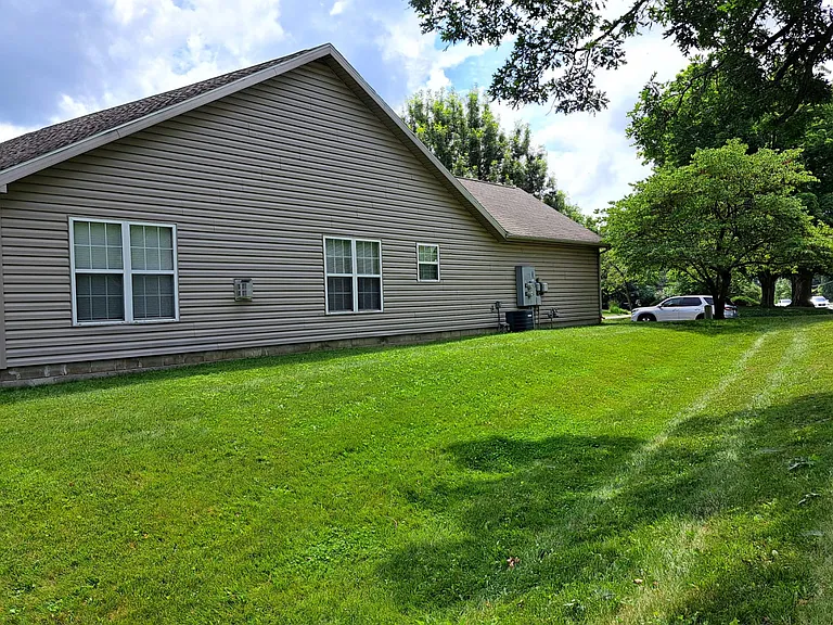 104 Villefranche Dr — Photo 9