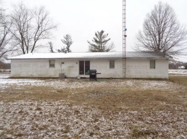 2668 N 730 East Rd, Mechanicsburg, IL 62545