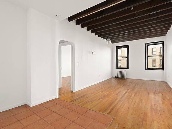 2nd image of 712 W 175th St APT 4A