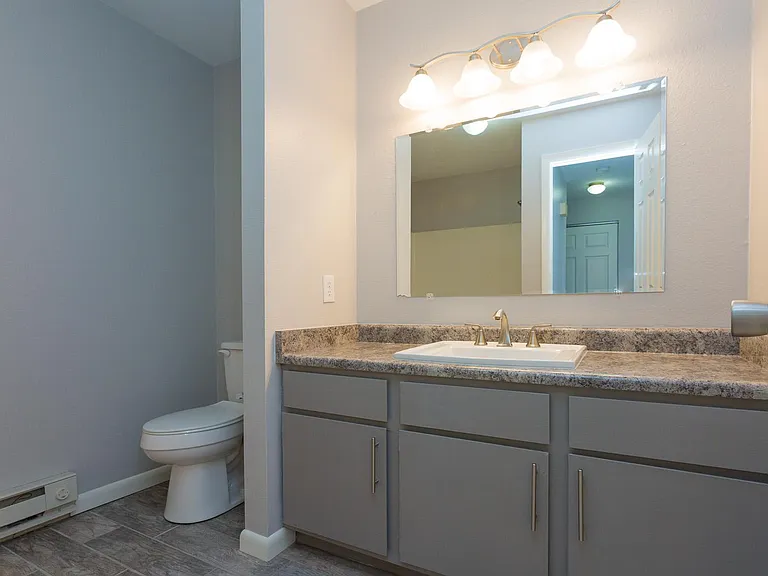 4135 Van Buren Ave — Photo 7