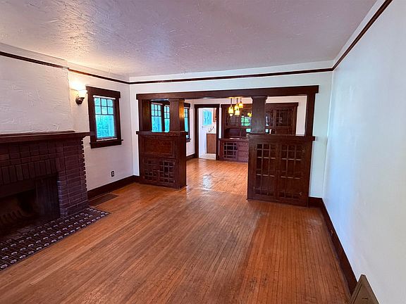 4th image of 112 E 16th Ave