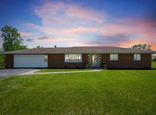 13432 N Cascade Rd, Dubuque, IA 52003