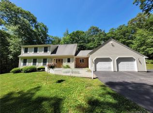 47 Braman Rd, Waterford, CT 06385