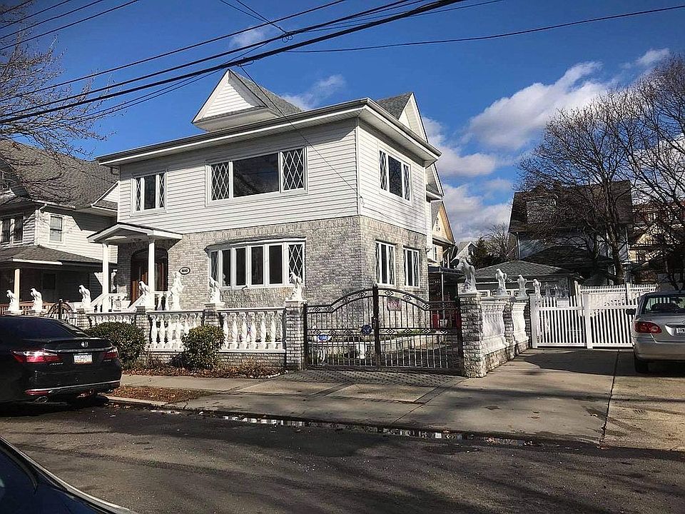 1st image of 8645 106th St
