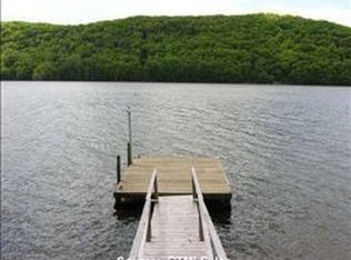 39 Moody Ln, Danbury, CT 06811