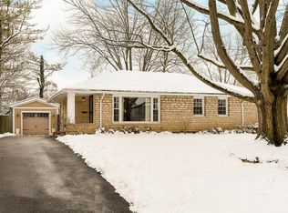 2279 Swansea Rd, Columbus, OH 43221