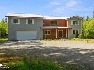 155 E Bluff Vista Cir, Wasilla, AK 99654