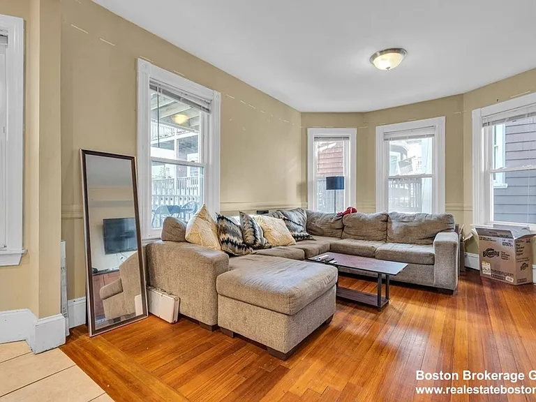 188 Saint Alphonsus St #4 — Photo 13