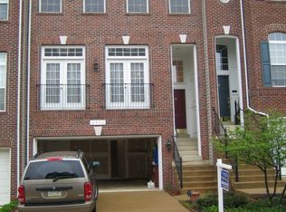 6456 Waterfield Rd, Alexandria, VA 22315