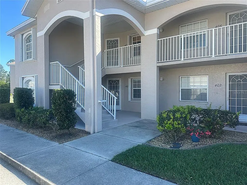 3 bed, 1348 sqft, $2,500 — Photo 2