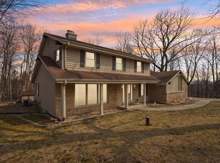 N76W22150 Cherry Hill Rd, Lisbon, WI