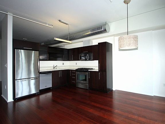 4th image of 1100 S Hope St APT 504
