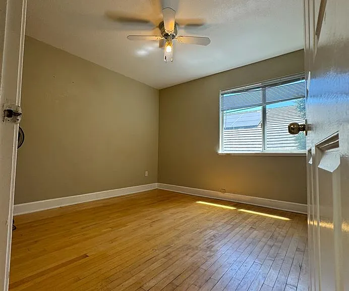 4009 Pillsbury Ct — Photo 24