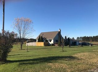 1925 Galaxy Dr, Arcade, NY 14009