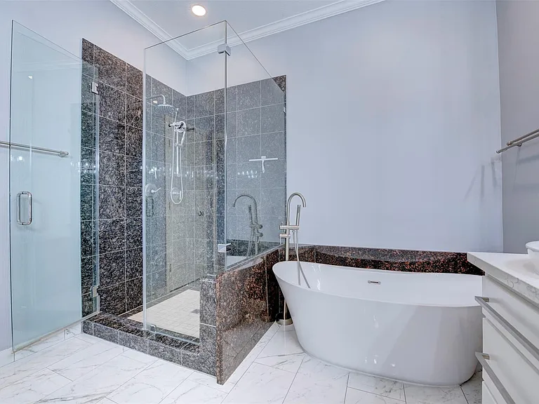34 Waugh Dr #D — Photo 26