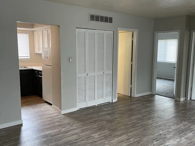 314 S Johnson St #2 — Photo 5